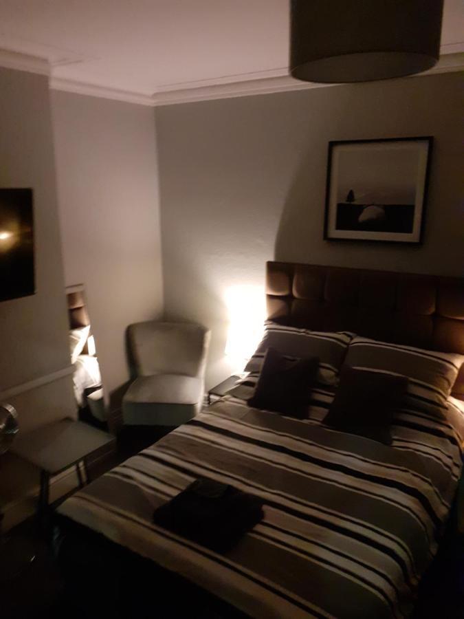 Caversham Lodge Reading Eksteriør bilde